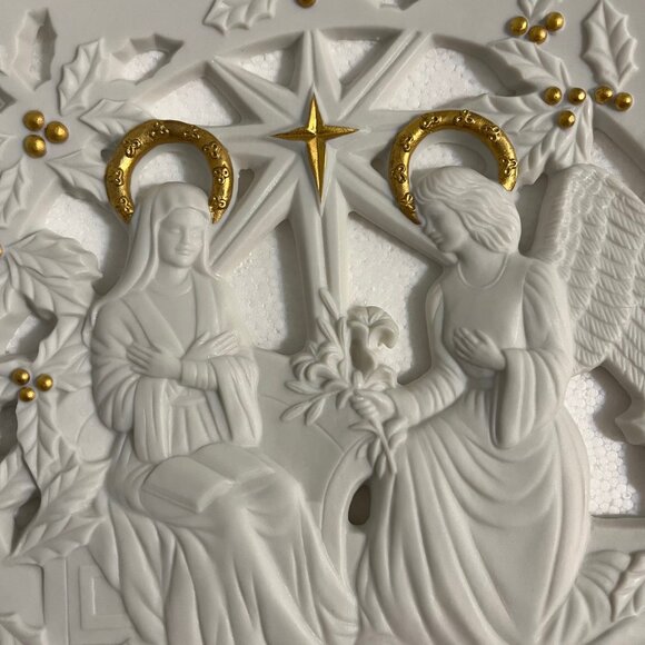 Lenox Collections - The Annunciation - Collector Porcelain Plate with 24k Gold - Picture 3 of 10